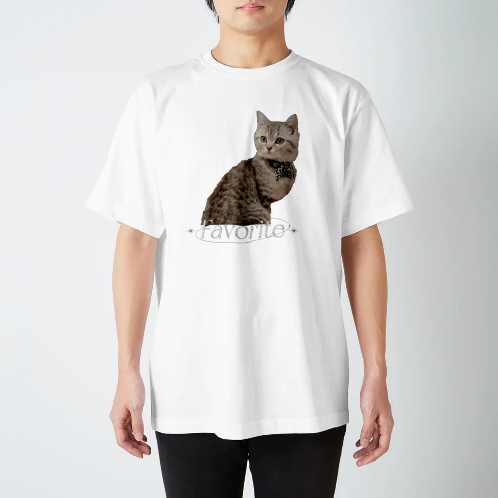 hanase_worldのうちの猫しか無理 Regular Fit T-Shirt