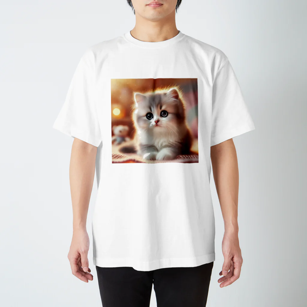 Kokko’s AI Artのふわふわ子猫のぬくもりTシャツ Regular Fit T-Shirt