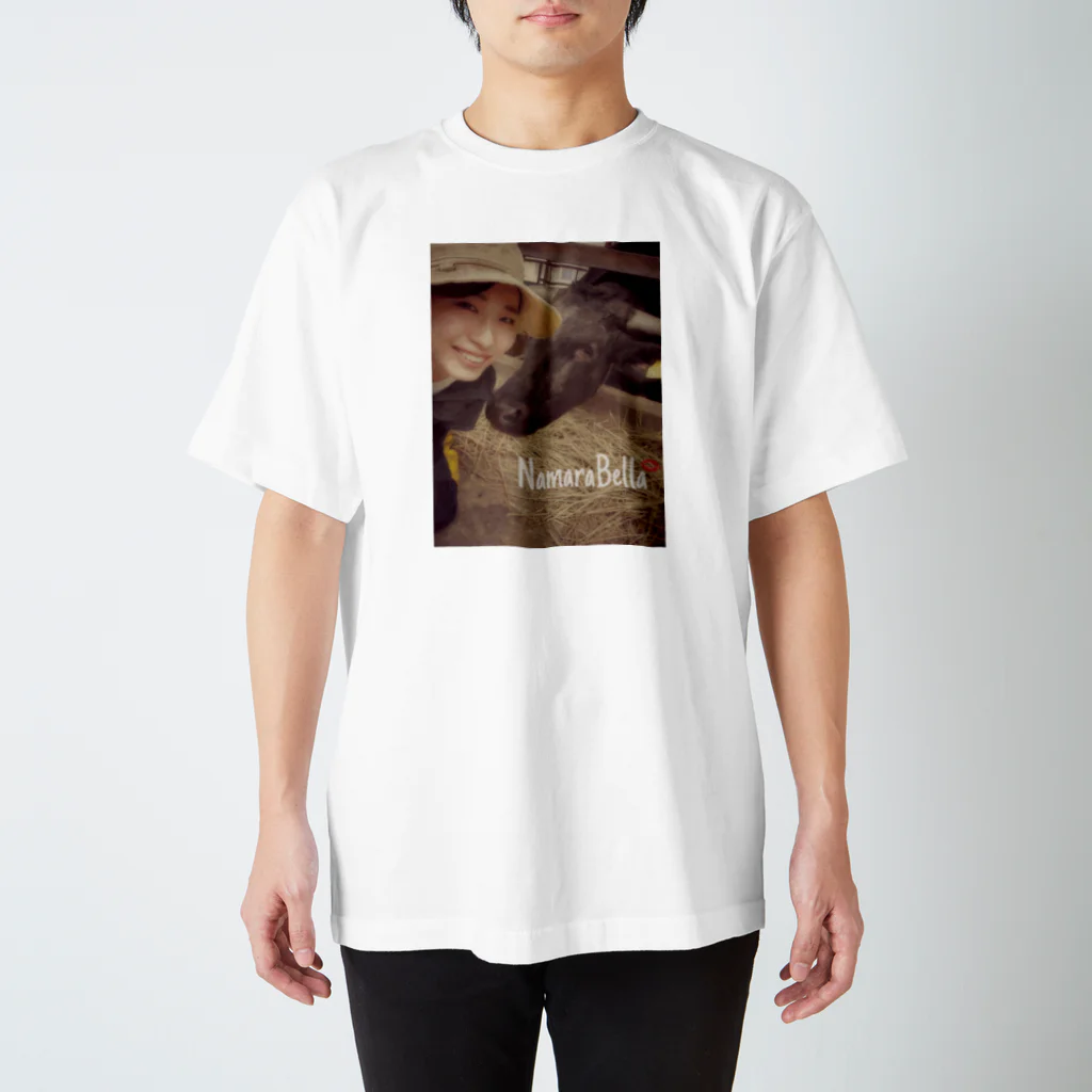 美女TJapan_SusukinoTshirtの@nozomikawase 美女T北海道 Regular Fit T-Shirt