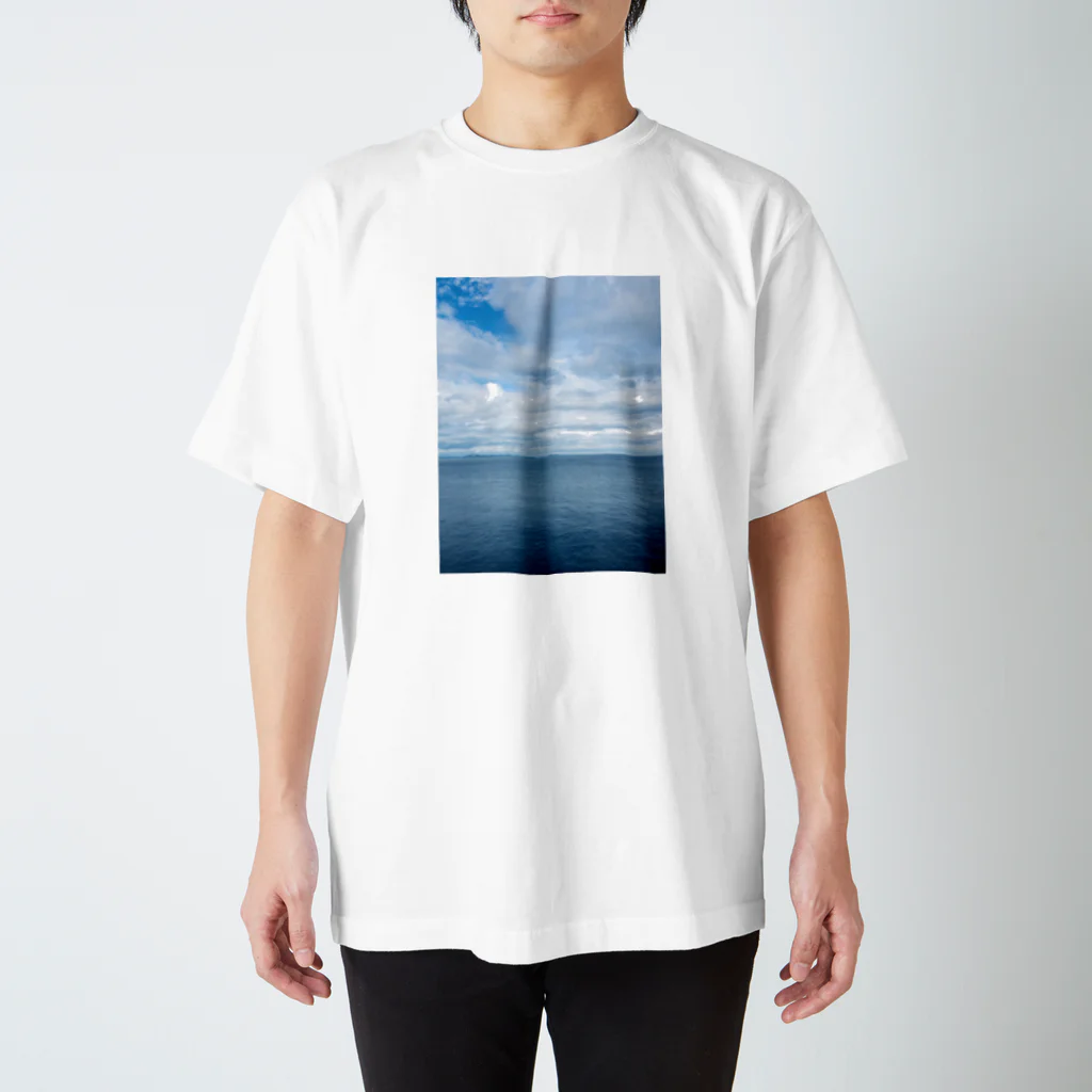 mugのどこかの海 Regular Fit T-Shirt