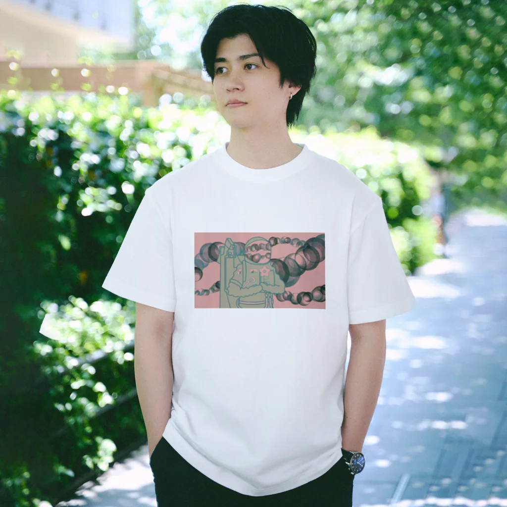 asto_peaceの001ふんわり Regular Fit T-Shirt