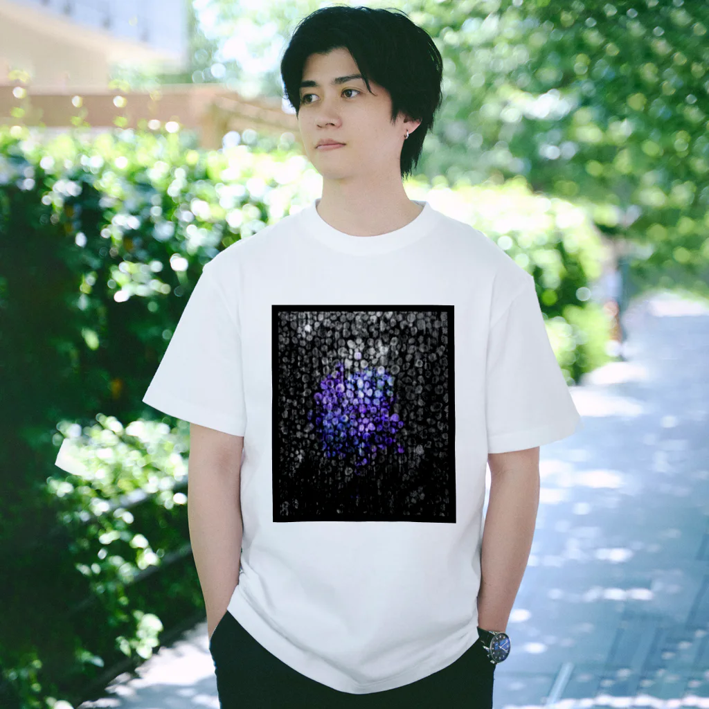 温室【Ａ】の温室Ａ：紫陽花-0001 Regular Fit T-Shirt