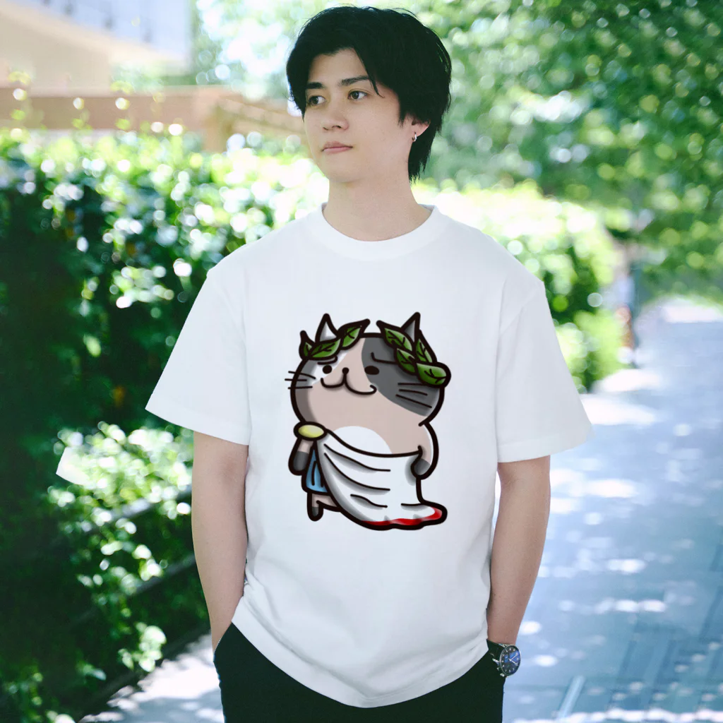 ひよこ男爵とまだむにゃんのにゃえさる (まだむにゃん) Regular Fit T-Shirt