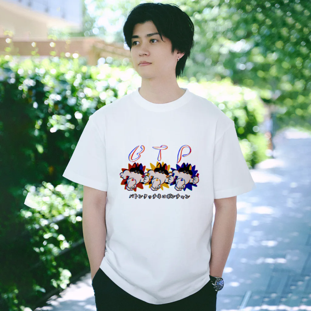 愉快レトロ雑貨屋★39太郎の【透けロゴ】ぶれぶれ★ぽんちゃん【BTP】 Regular Fit T-Shirt