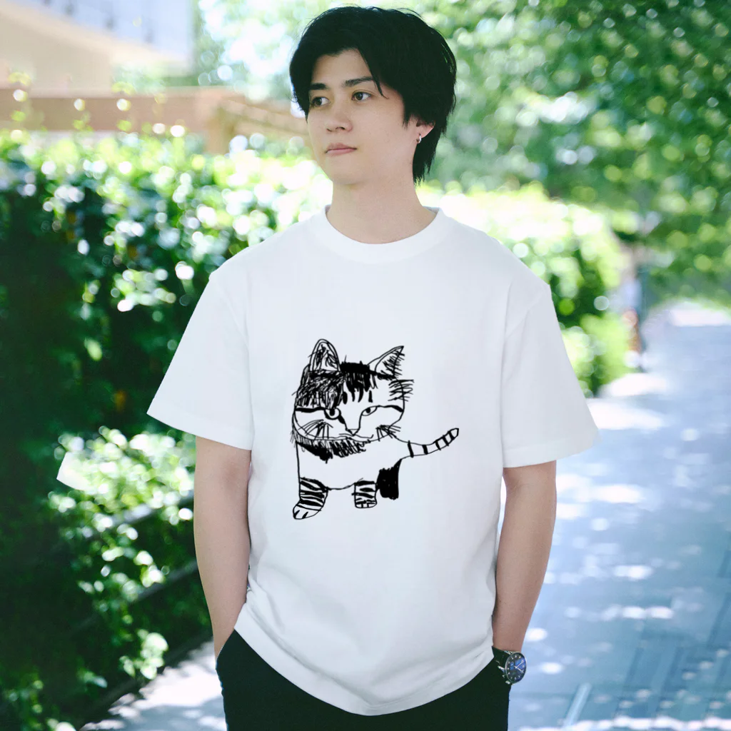 もぐらさんの猫のピノコです Regular Fit T-Shirt