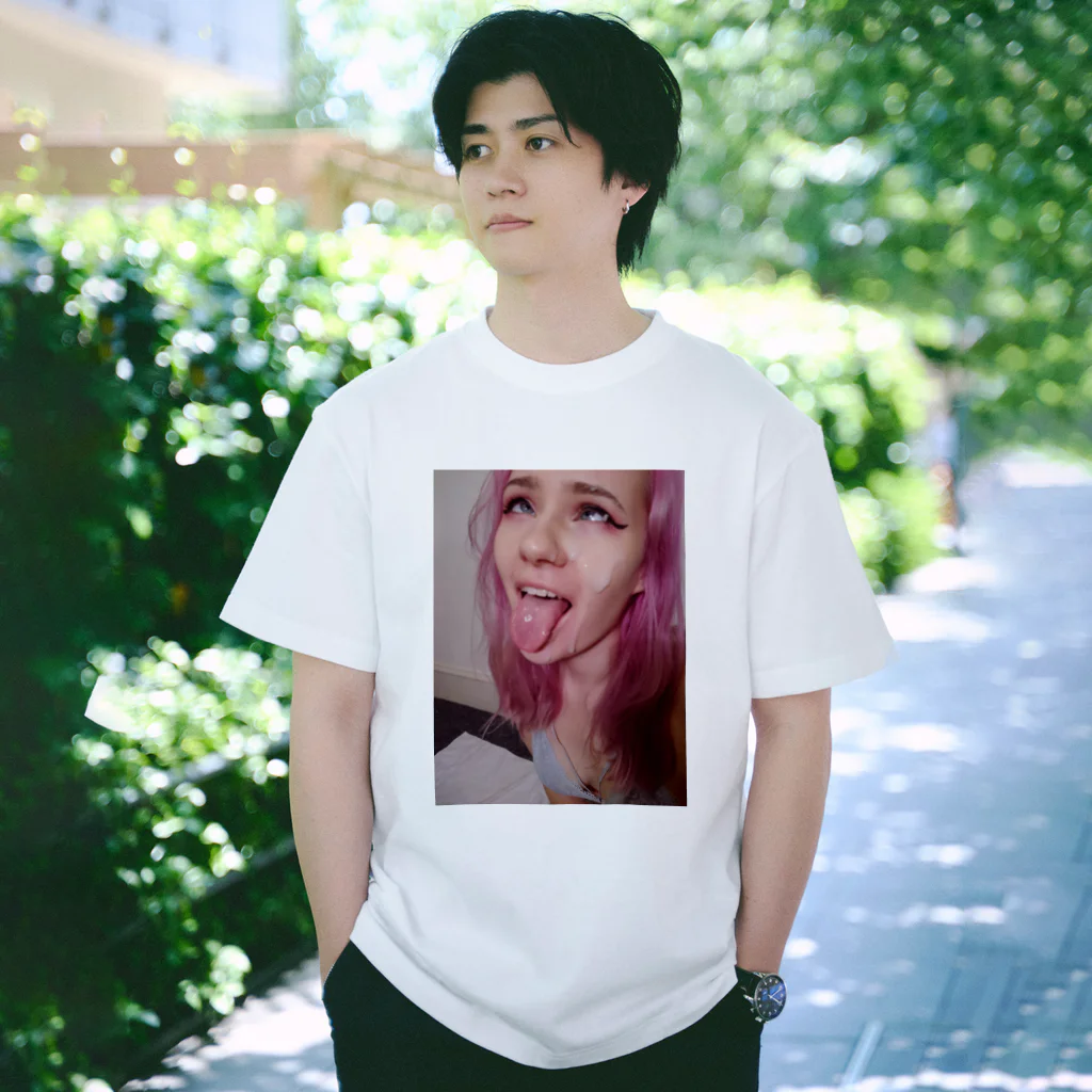 アヘ顔Tシャツ Regular Fit T-Shirt by LuCa ∞ SUZURI