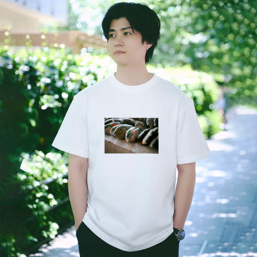 思い出わんさかのSASHIMI Regular Fit T-Shirt