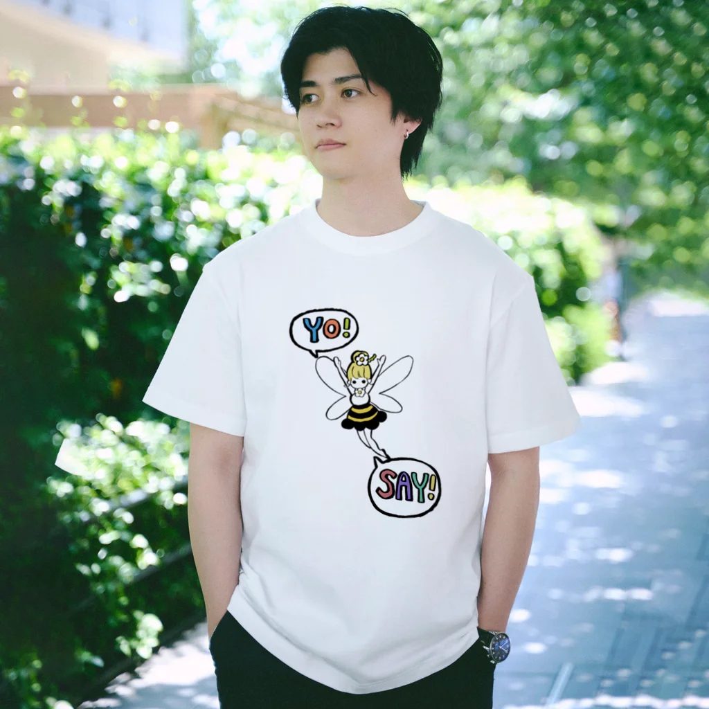 おはぎ屋の妖精のYO！SAY！ Regular Fit T-Shirt