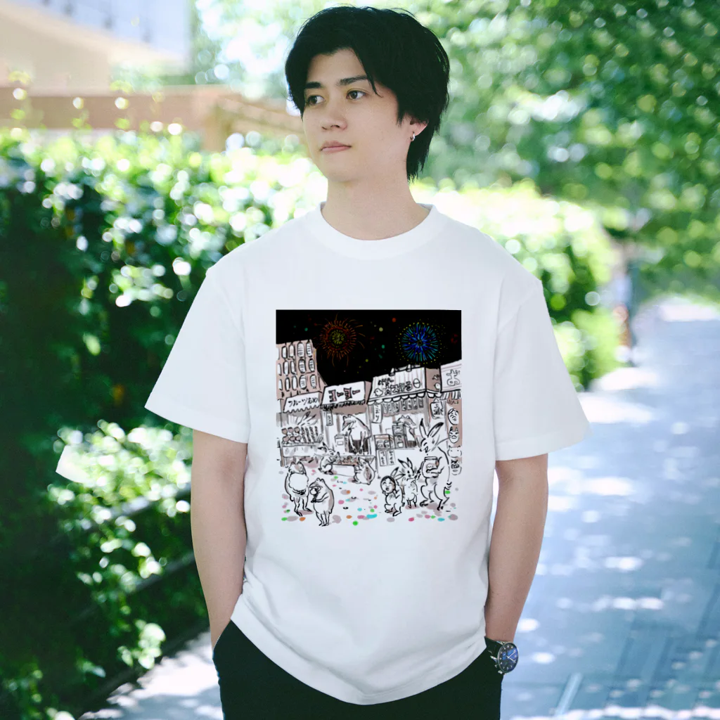 鴨鍋不動産の鳥獣戯画オリジナル004－縁日 Regular Fit T-Shirt