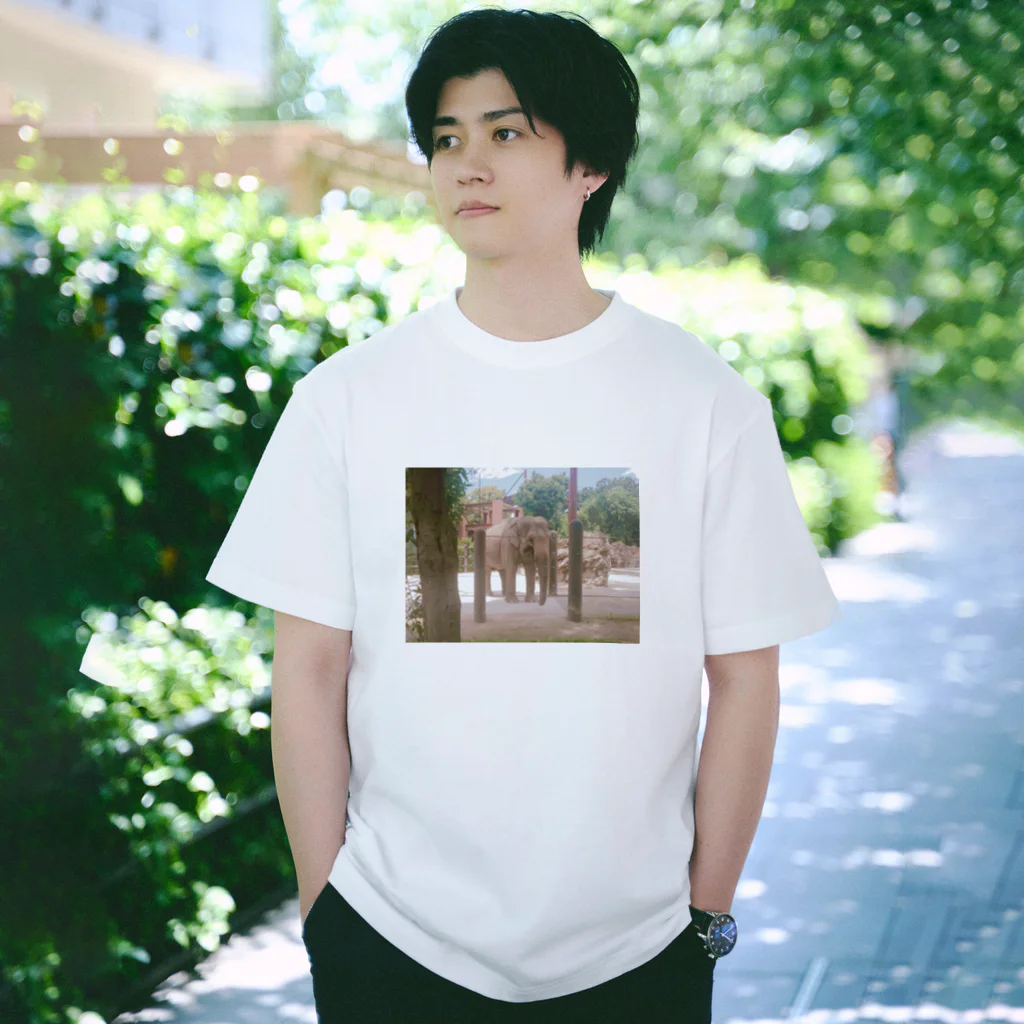 杏仁豆腐のぞうさん Regular Fit T-Shirt