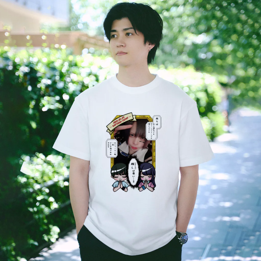 7+Re.のお部屋の推し(なとり)な尊いTシャツ Regular Fit T-Shirt