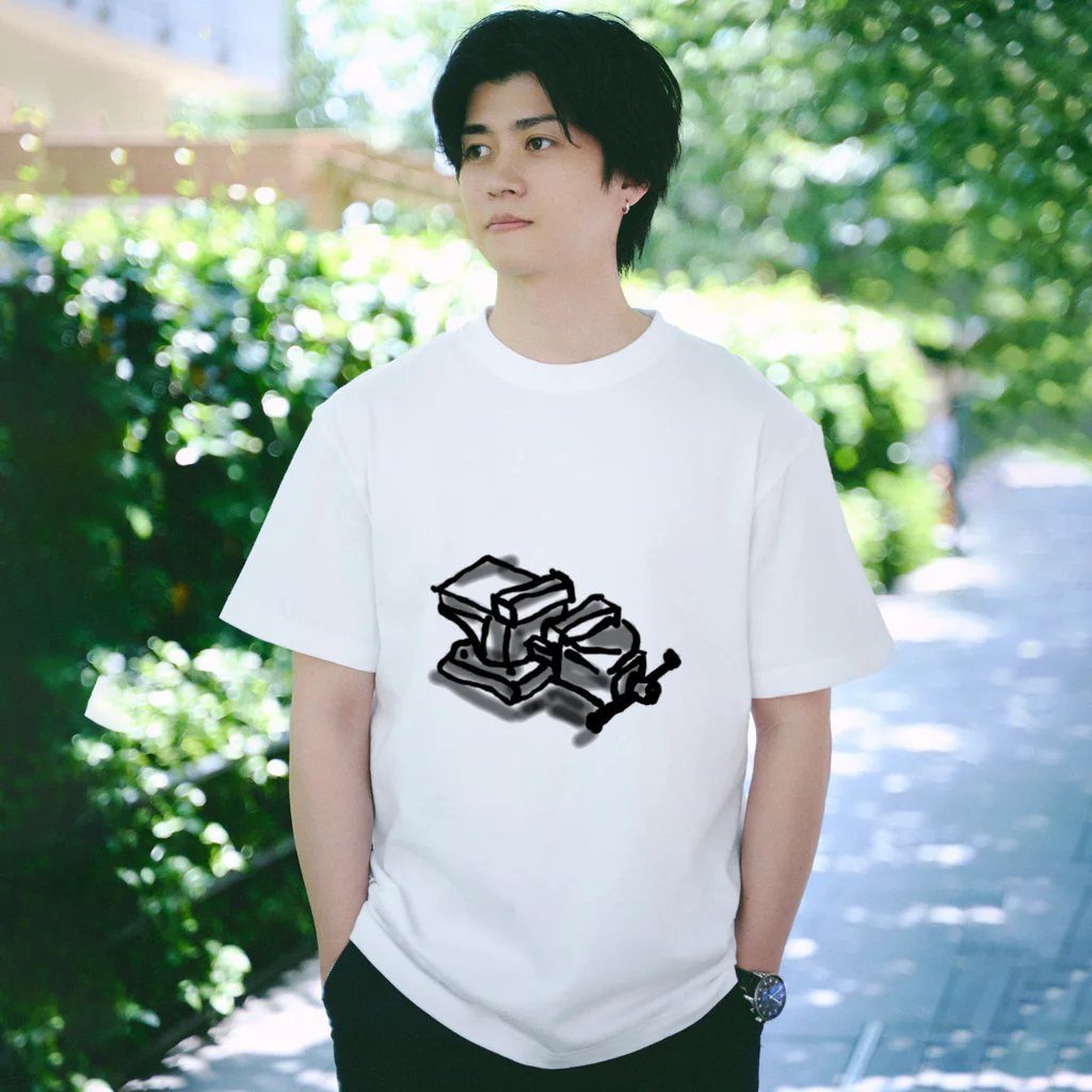 bearbenchの万力 Regular Fit T-Shirt