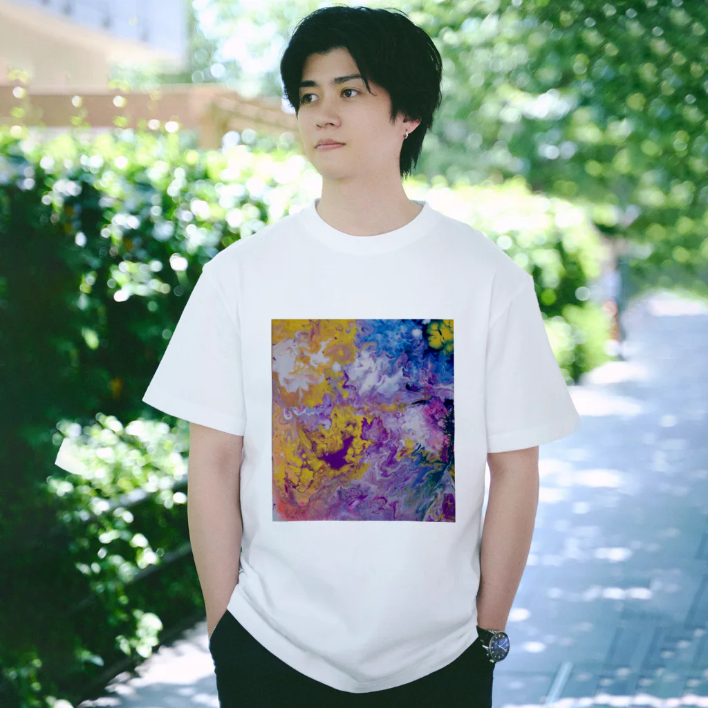 ariesのA Regular Fit T-Shirt