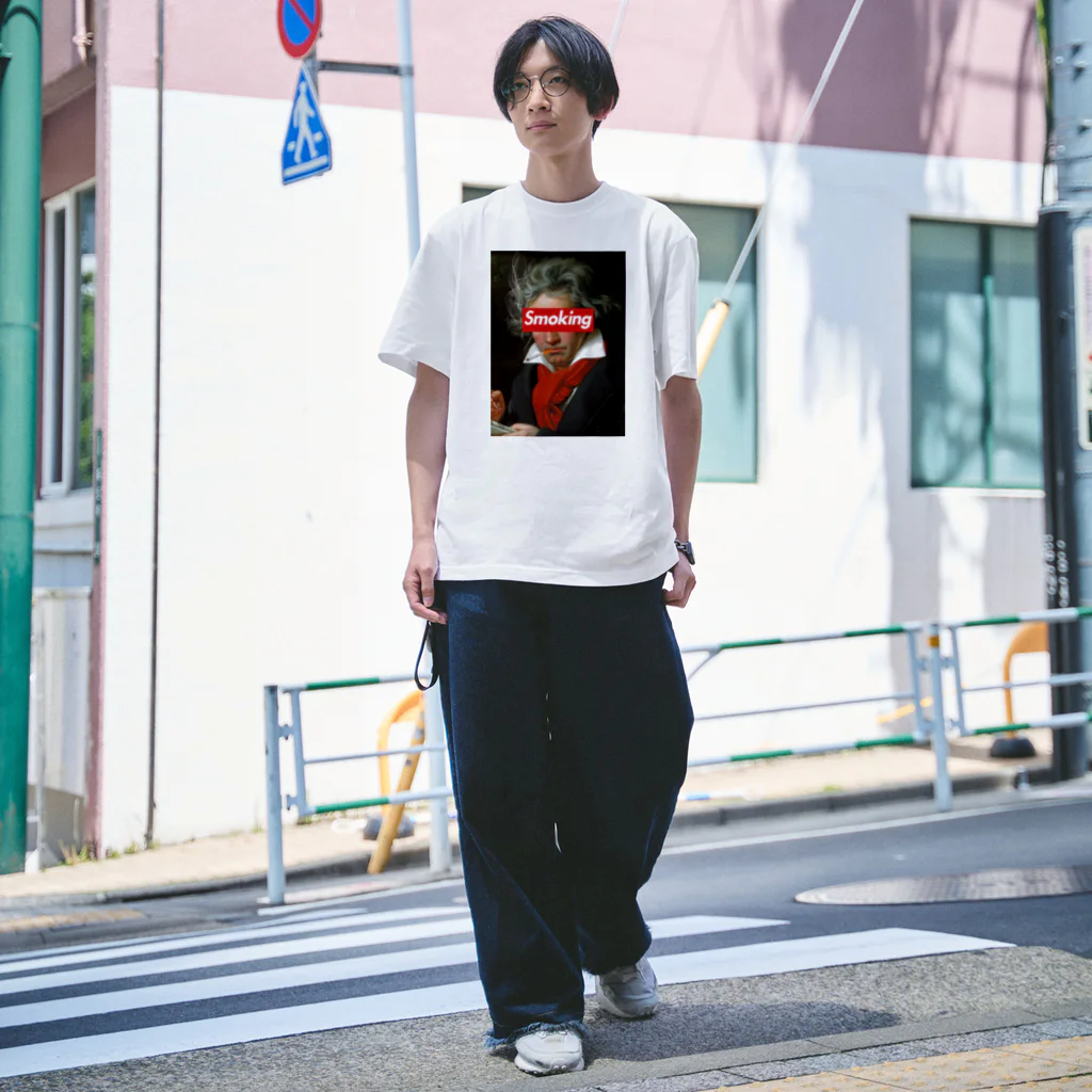 DRIPPEDのくわえタバコの男性 咥えタバコの男性-Beethoven ベートーヴェン-T Regular Fit T-Shirt