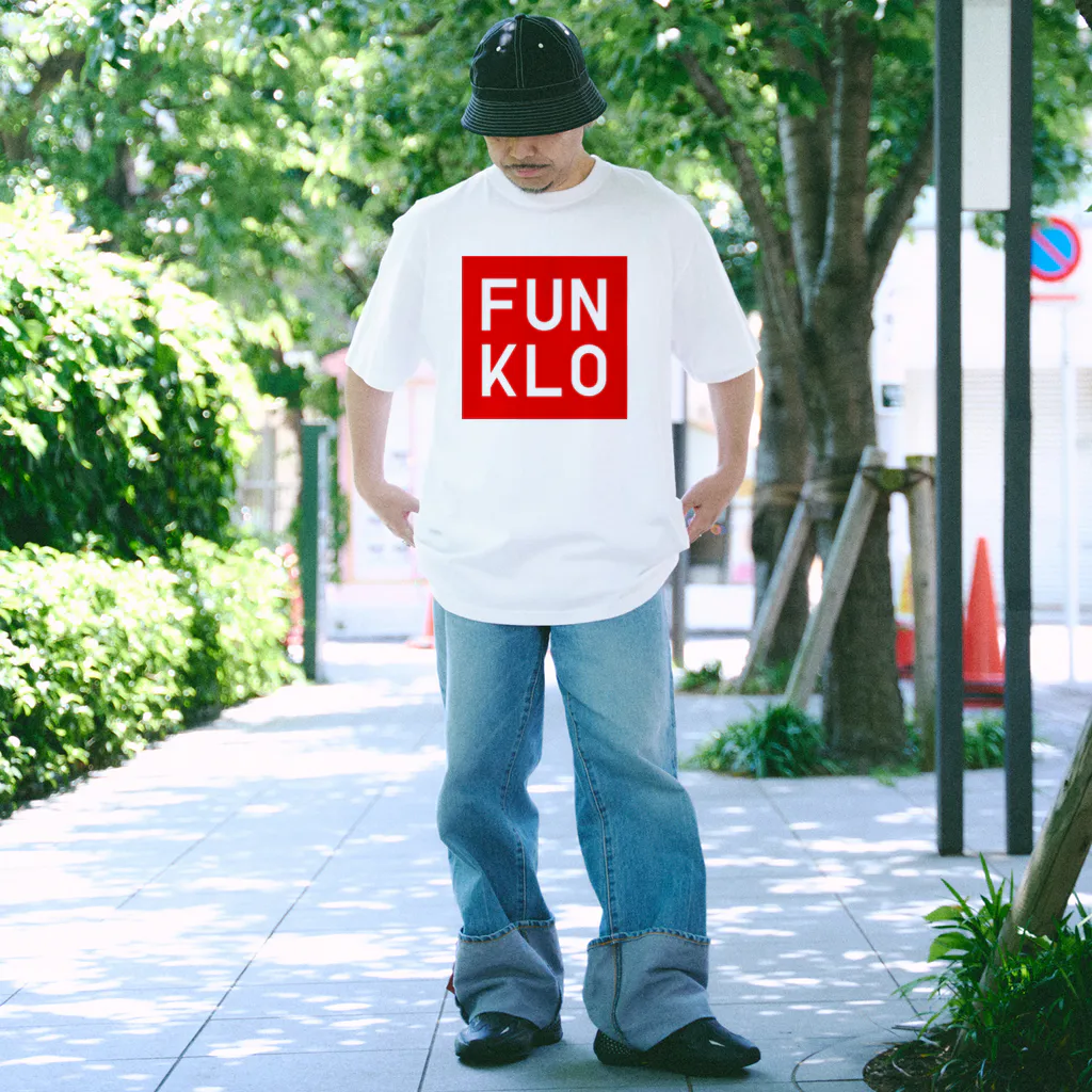 AY TOKYOのFUN FUN FUN  Regular Fit T-Shirt