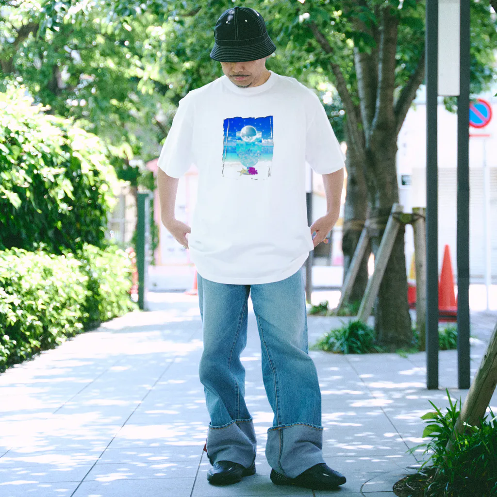 Yokokkoの店の海と空色のcream soda🍹（背景あり） Regular Fit T-Shirt