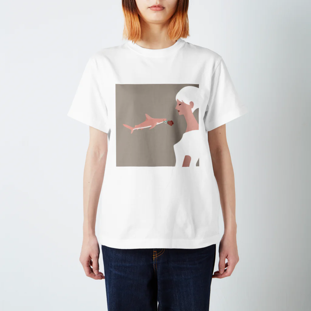 さかたようこ / サメ画家のサメのプロポーズ Regular Fit T-Shirt