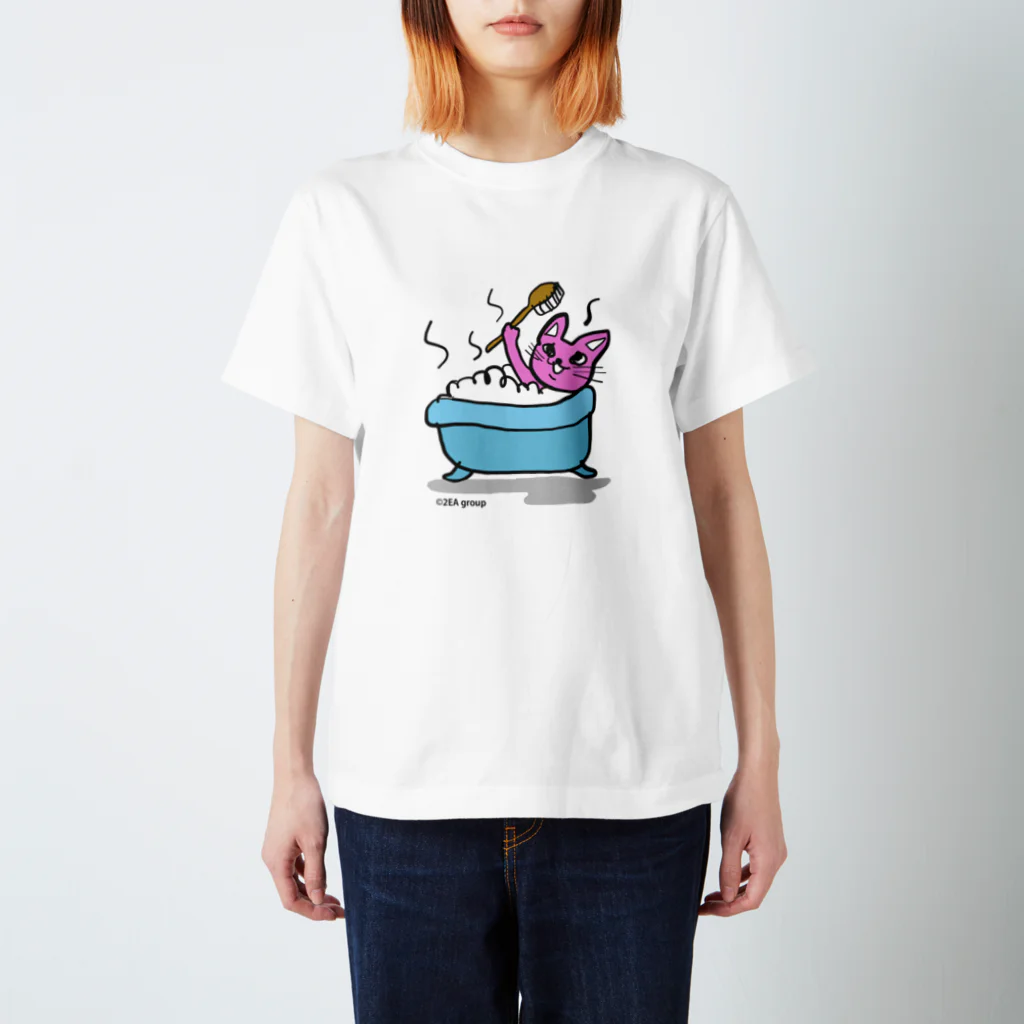 Official GOODS Shopのい，い，ゆ，だ，ニャーンコ Regular Fit T-Shirt