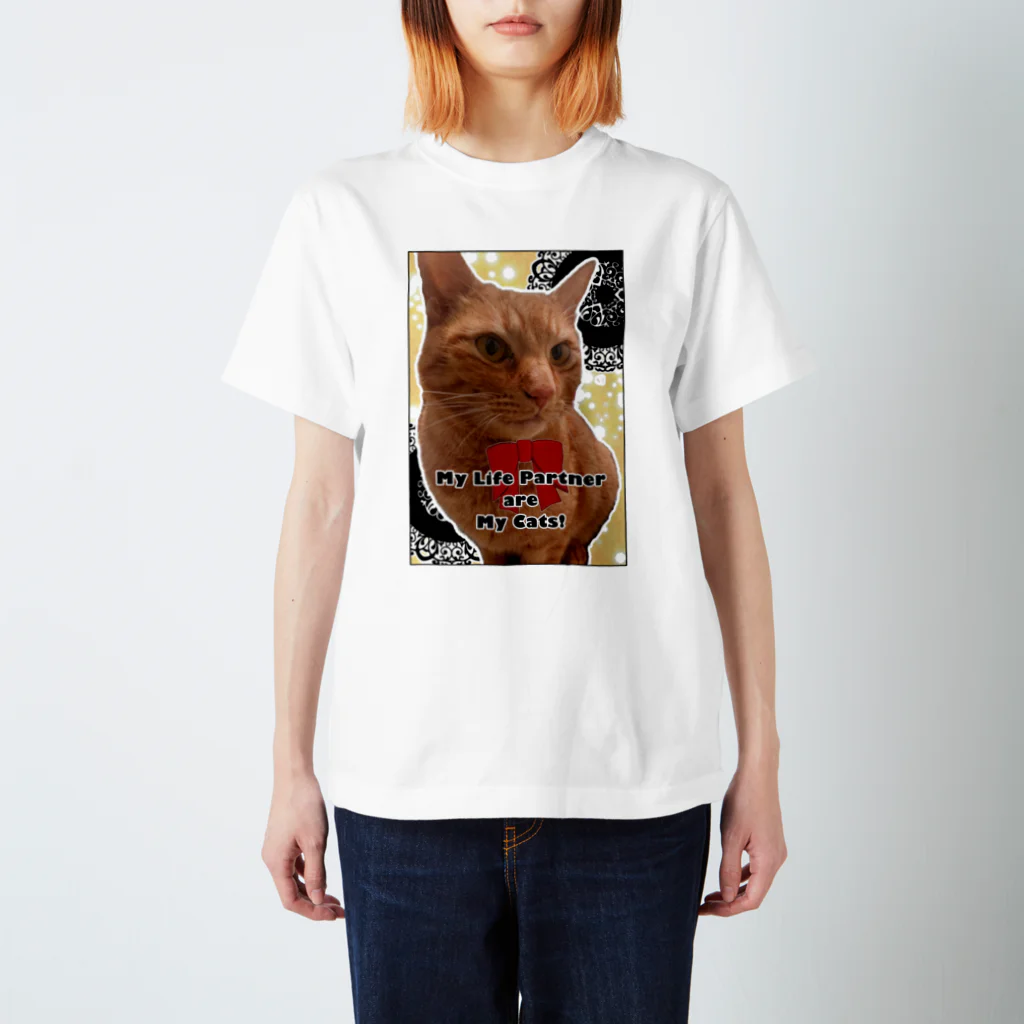 あしたのひまわりの茶トラの愛猫『虎乃助くん』 Regular Fit T-Shirt