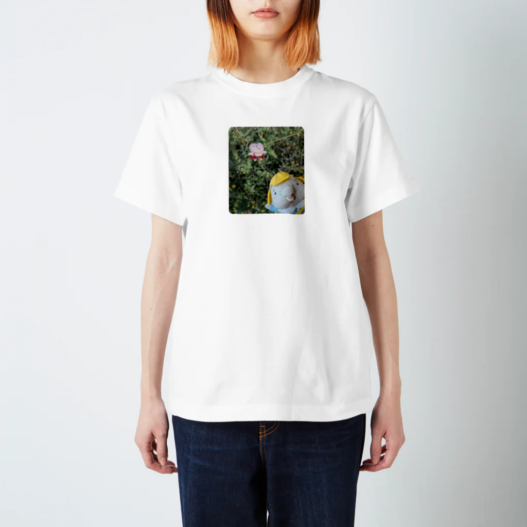 SHOPユリココズのMサイズ向け　ウォンバットようちえん　かくれんぼ　 Regular Fit T-Shirt