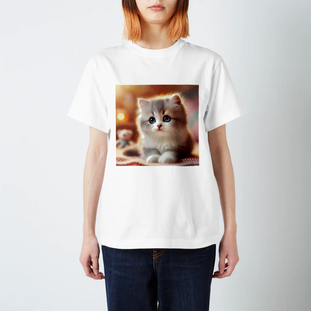 Kokko’s AI Artのふわふわ子猫のぬくもりTシャツ Regular Fit T-Shirt