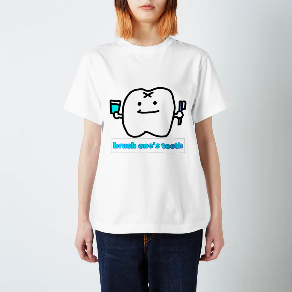 かっくんのおみせのはちゃん Regular Fit T-Shirt