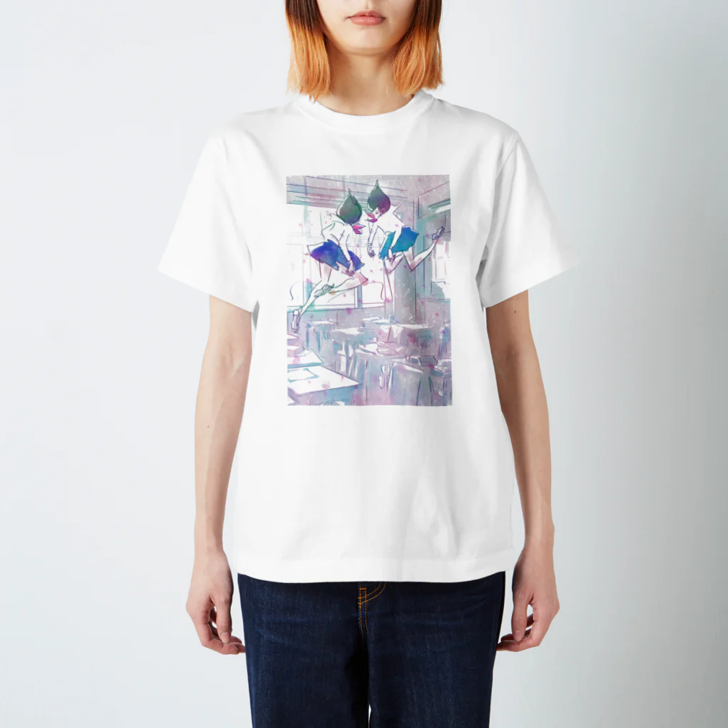 yananyokinyokiの四月の浮遊 Regular Fit T-Shirt