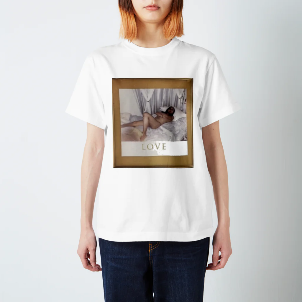 楽しい毎日のLOVE Regular Fit T-Shirt
