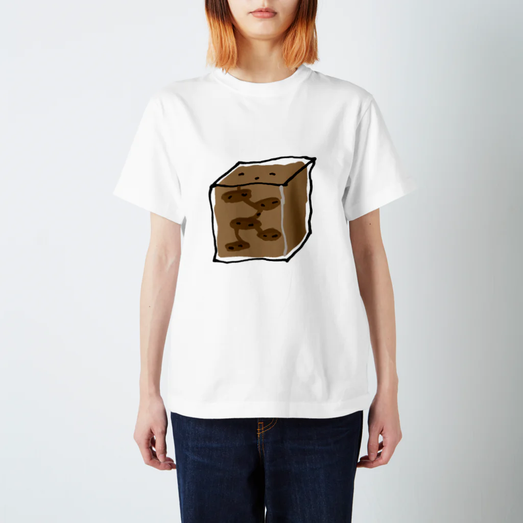 bearbenchのアリノスキット Regular Fit T-Shirt