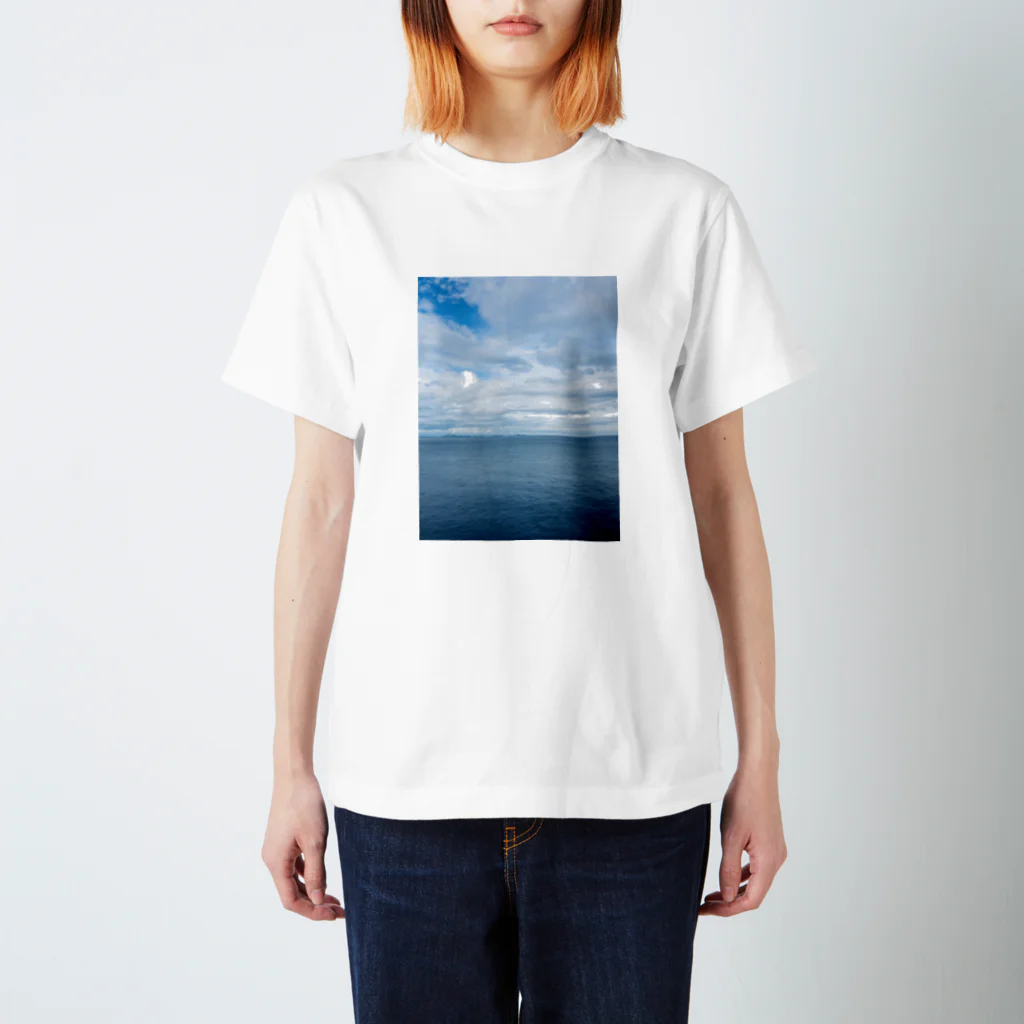 mugのどこかの海 Regular Fit T-Shirt