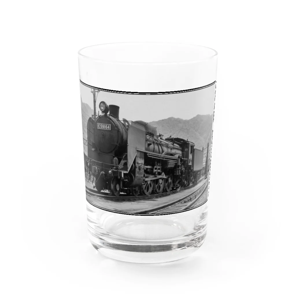 ヴィンテージ鉄道写真グッズの店の蒸気機関車 C59164 広島県 糸崎機関区にて Water Glass :front