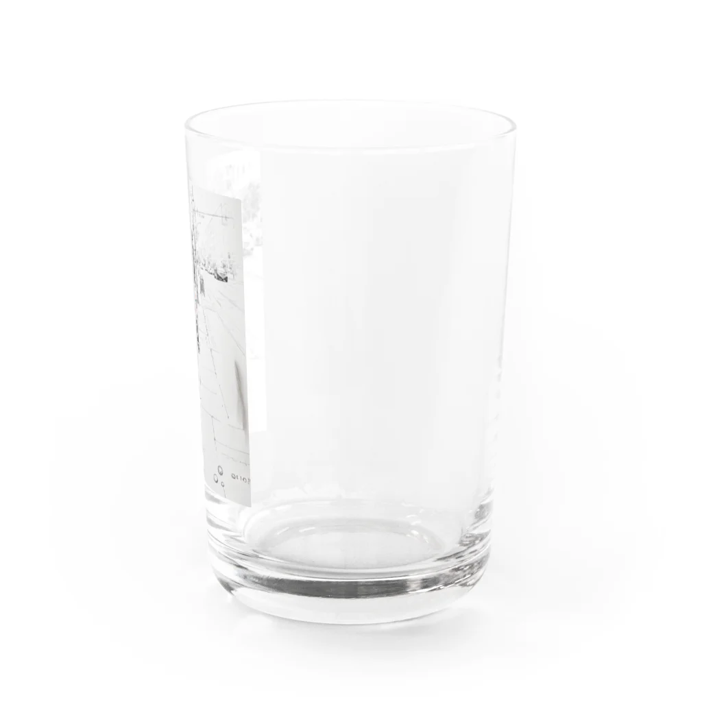 OtoAの隠れた宝石を探す人 Water Glass :right