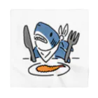 サメ わりとおもいのエビフライを食べようとするサメ Bandana