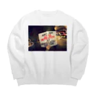 秋山理央の入国管理センターでの長期収容を廃止せよ Big Crew Neck Sweatshirt