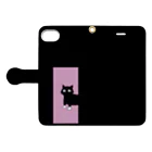 まろ屋のくつ下をはいたネコが玄関で Book-Style Smartphone Case:Opened (outside)