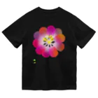 ラッキーウィのbeautiful pickle Dry T-Shirt