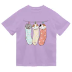 ぽんぽこあんぽんたんの靴下にゃんこ Dry T-Shirt