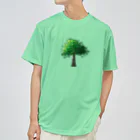 気まぐれ三毛猫の木漏れ日の木 Dry T-Shirt