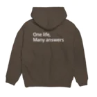One life, Many answers｜札幌学院大学公式の札幌学院大学ロゴマーク（白） Hoodie:back