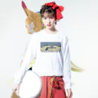 リベンセイのMOON WALKER Long Sleeve T-Shirt :model wear (front)