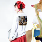 伏鬼洋服店の老人の二面性 Long Sleeve T-Shirt :model wear (back, sleeve)