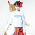 JIMOTOE Wear Local Japanの下関市 SHIMONOSEKI CITY Long Sleeve T-Shirt :model wear (front)