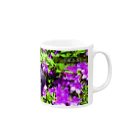 リスの【アイリス】花 Mug :right side of the handle