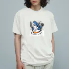 サメ わりとおもいのエビフライを食べようとするサメ Organic Cotton T-Shirt