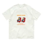 赤足の映画好きハシビロコウ 枠なし Organic Cotton T-Shirt