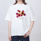 カミキィの赤い花 Oversized T-Shirt