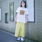 【全盲の絵描き】オバケのタムタムの【全盲の画家】ワニと小鳥 Regular Fit T-Shirt