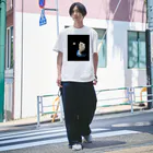 STAR MOAMOA,inc.の宇宙猫モアモアTシャツ Regular Fit T-Shirt