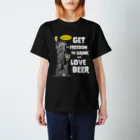 ビールとアート TM-3 Designの彫刻 × BEER（自由の女神・ビールを飲み愛する自由をその手に）白線画 Regular Fit T-Shirt