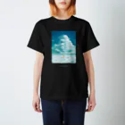 キノフシの店のkeep walking. Regular Fit T-Shirt